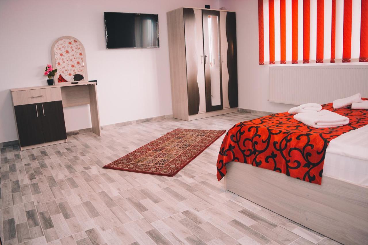 Bed and Breakfast Casa Erk Călimăneşti Zewnętrze zdjęcie