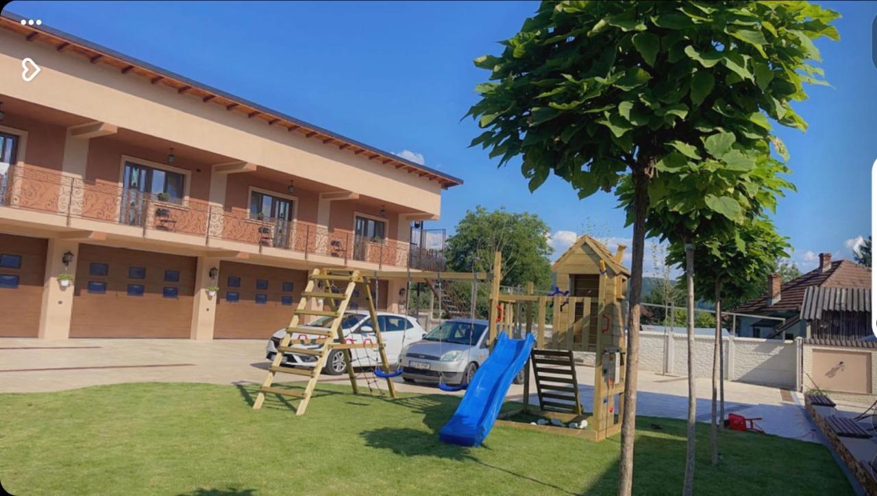 Bed and Breakfast Casa Erk Călimăneşti Zewnętrze zdjęcie