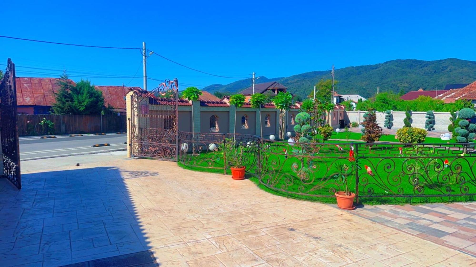 Bed and Breakfast Casa Erk Călimăneşti Zewnętrze zdjęcie