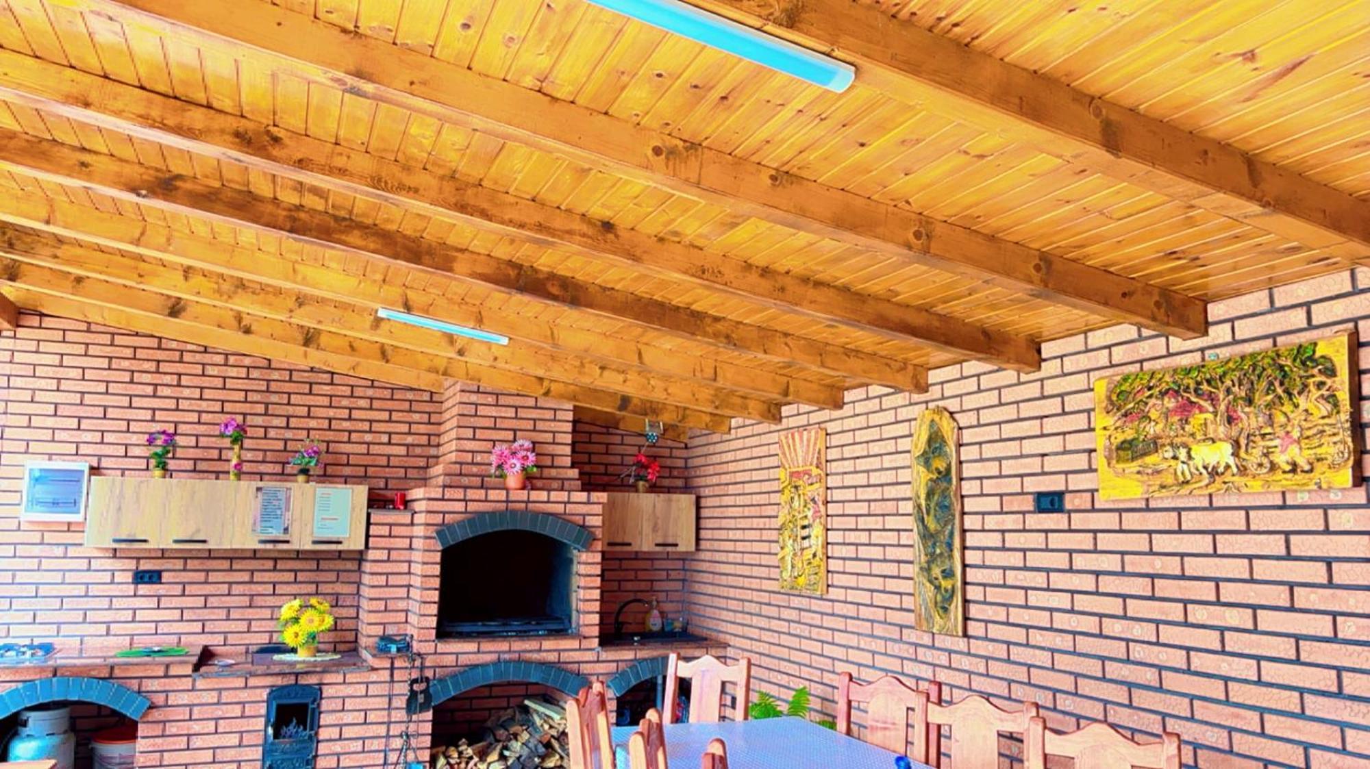 Bed and Breakfast Casa Erk Călimăneşti Zewnętrze zdjęcie